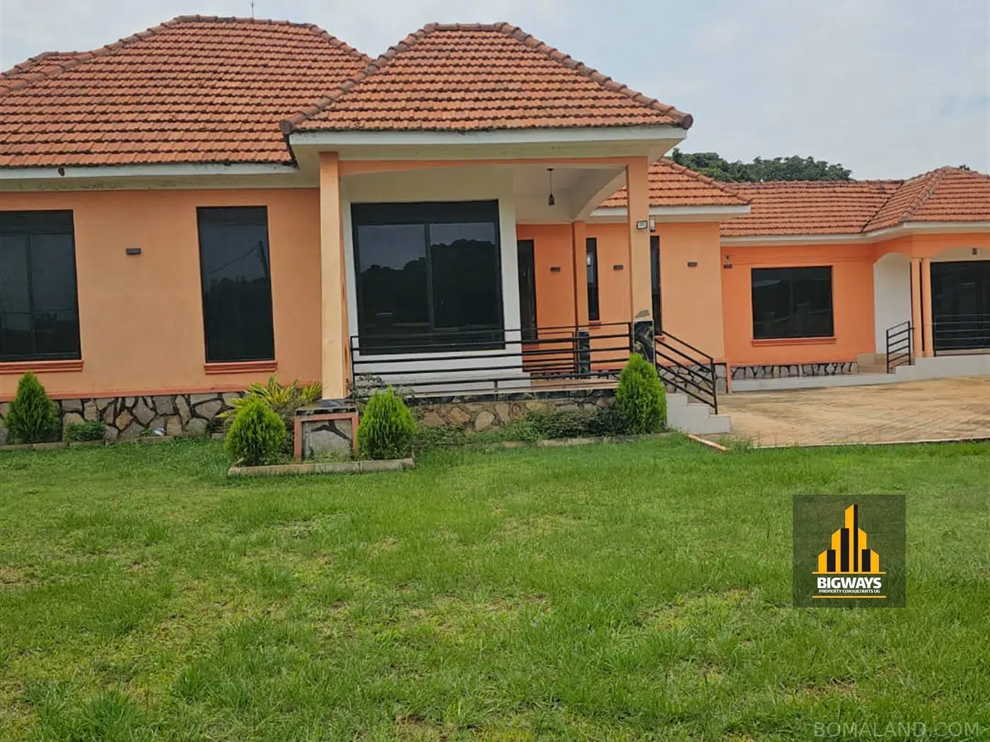 4 bedroom Bungalow for sale in Kitende Wakiso Uganda