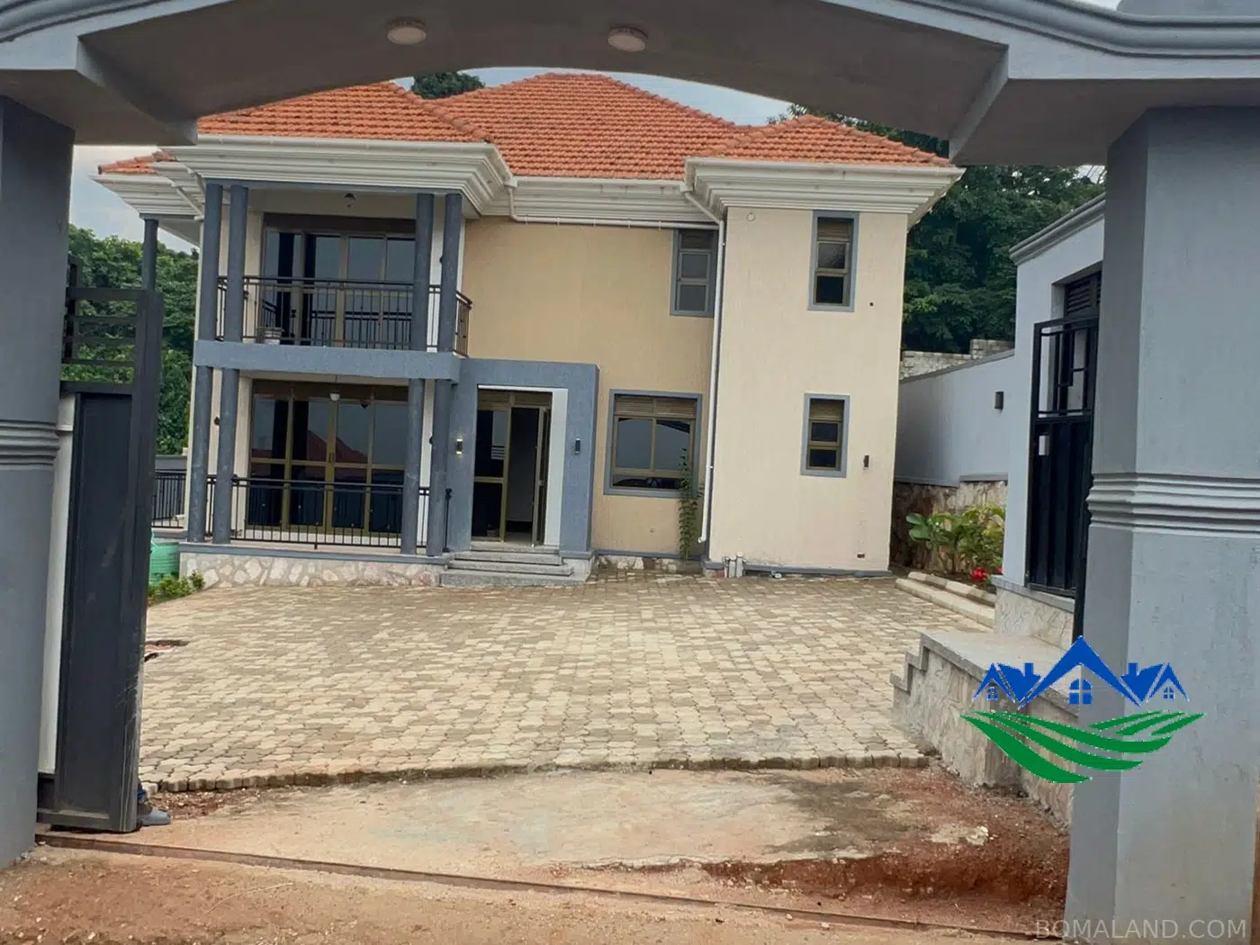 4 bedroom Storeyed house for sale in Katala Wakiso Uganda