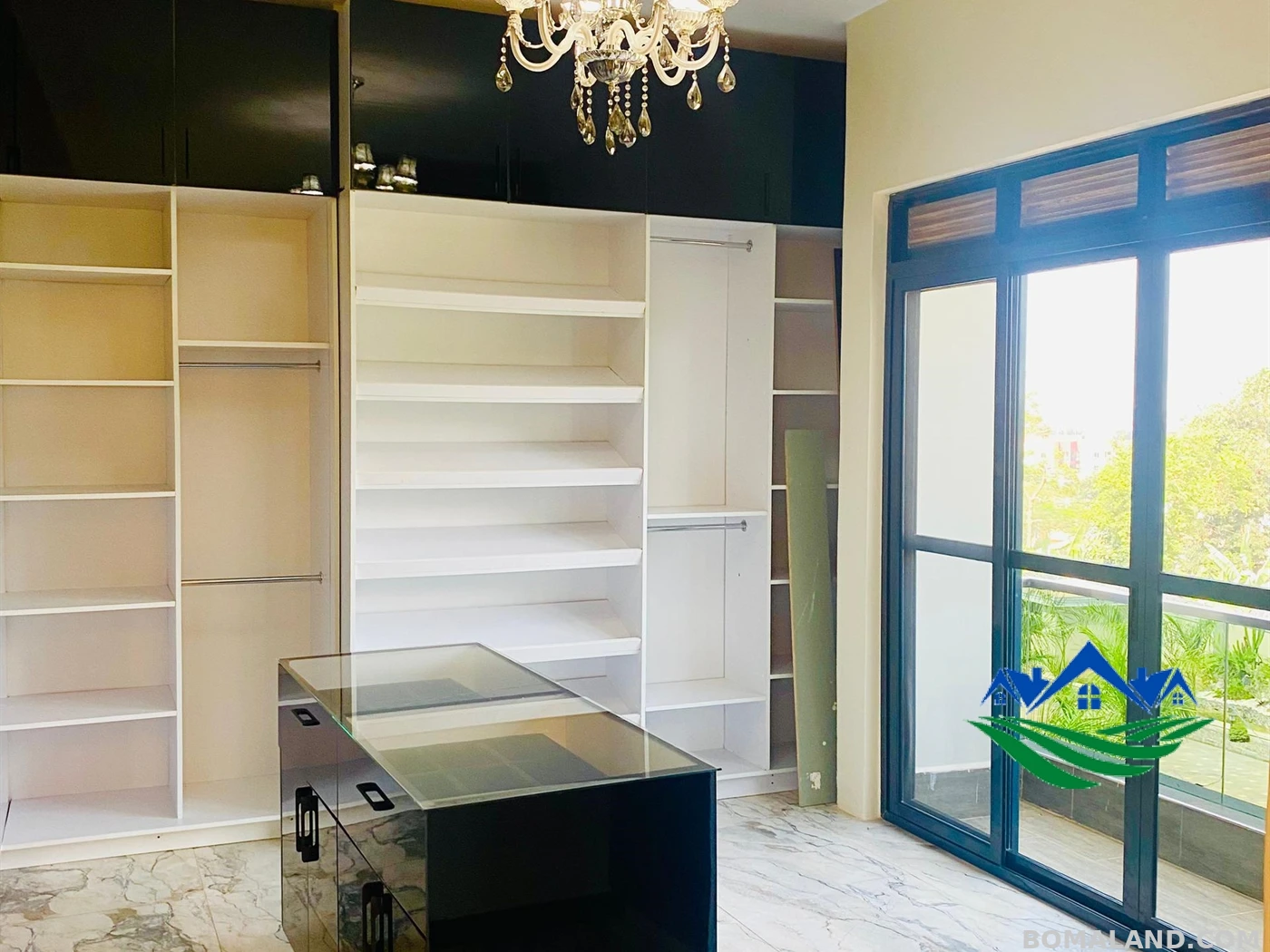 7 bedroom Mansion for sale in Munyonyo Wakiso Uganda