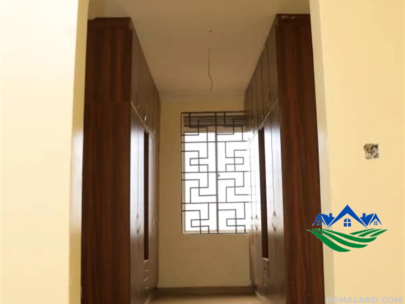 4 bedroom Mansion for sale in Buziga Kampala Uganda