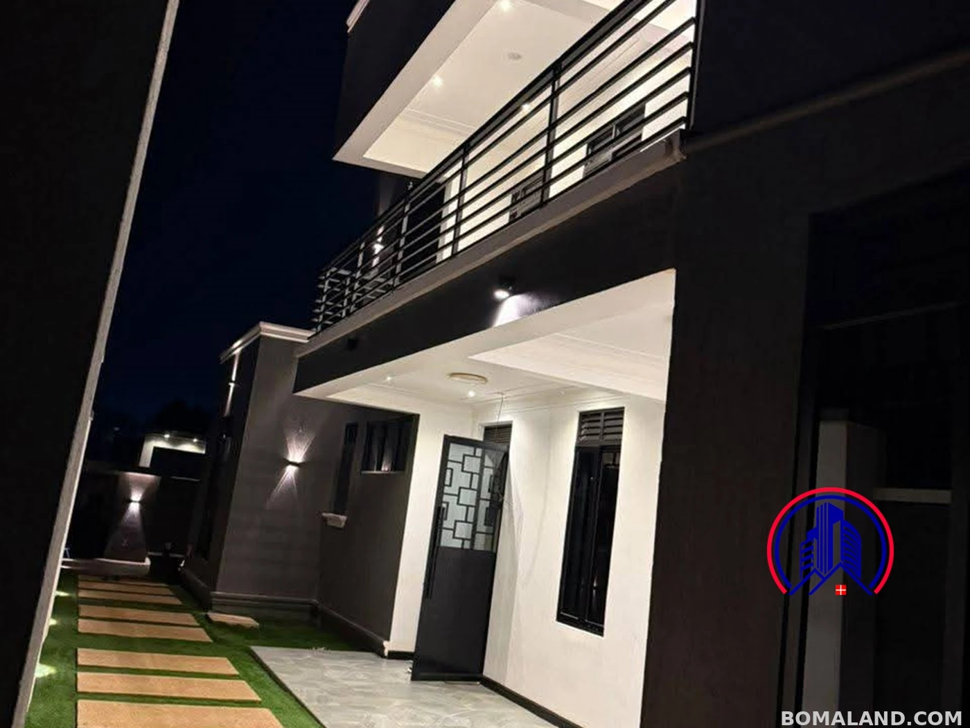 4 bedroom Storeyed house for sale in Seguku Wakiso Uganda