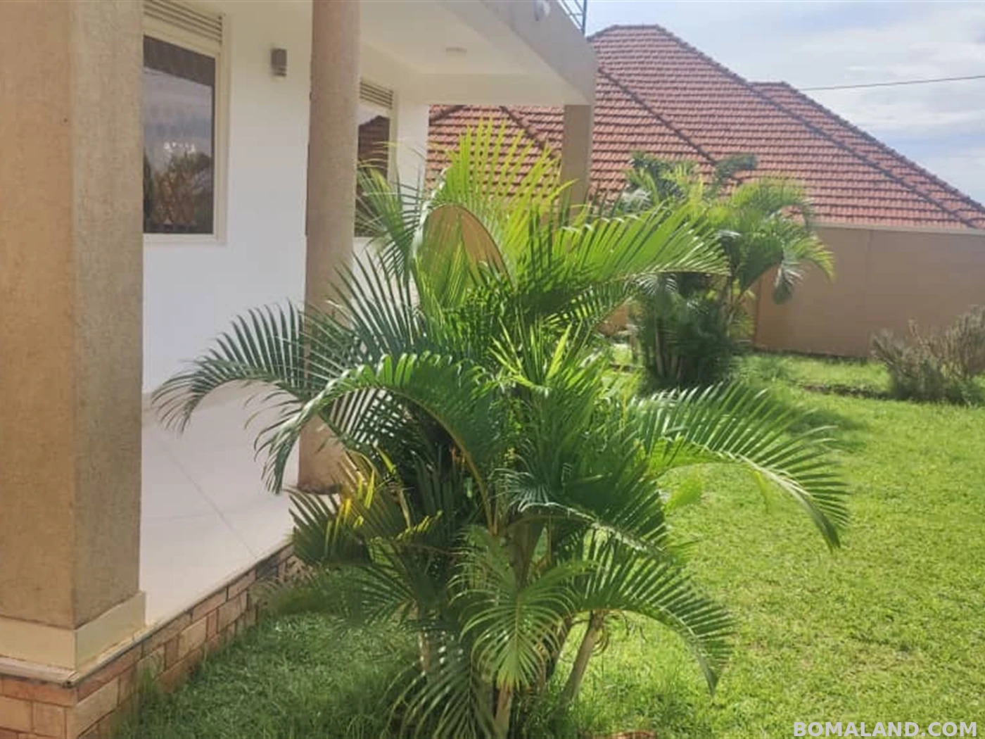 4 bedroom Storeyed house for sale in Kitende Wakiso Uganda
