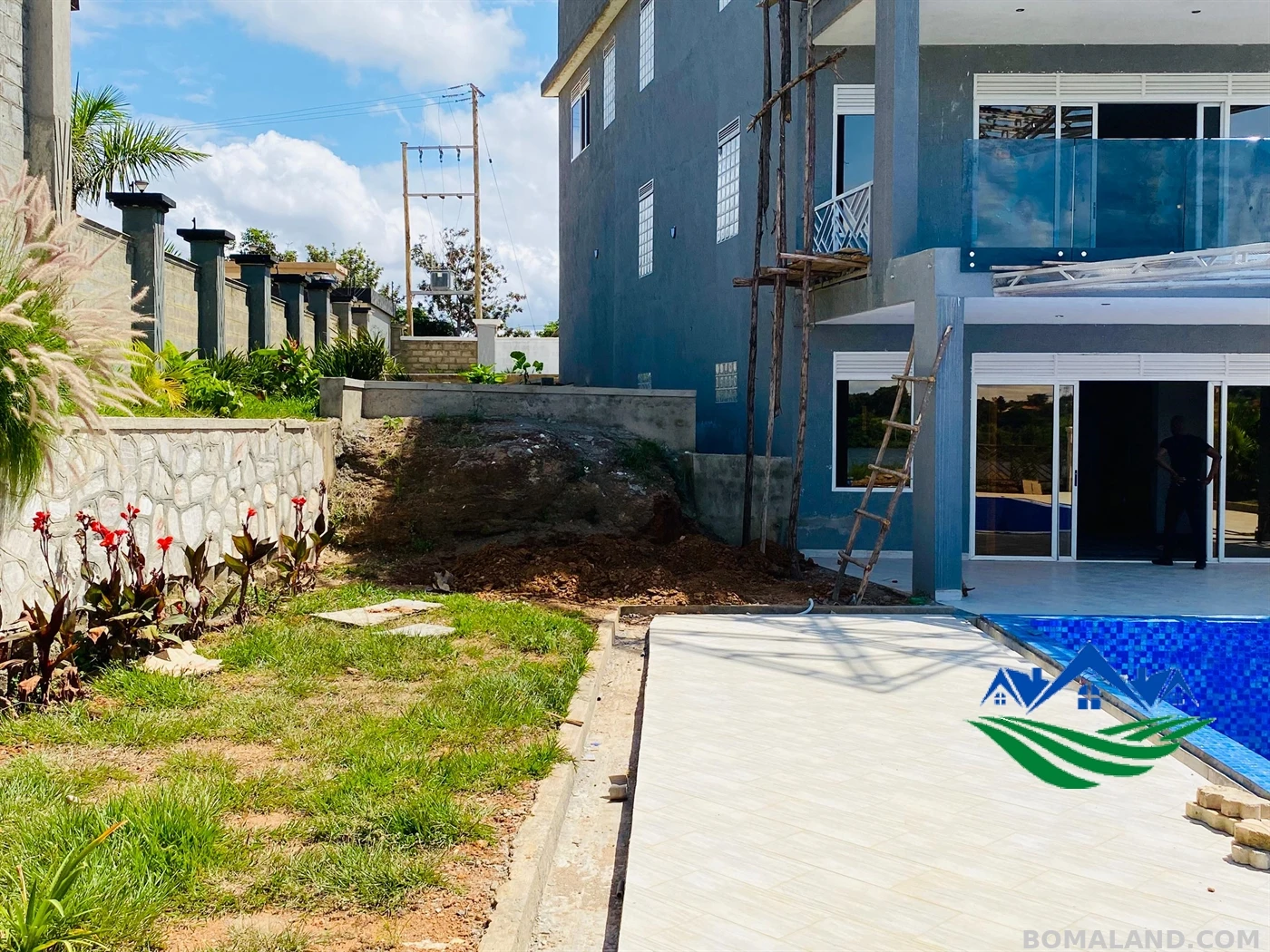 7 bedroom Mansion for sale in Kigo Wakiso Uganda