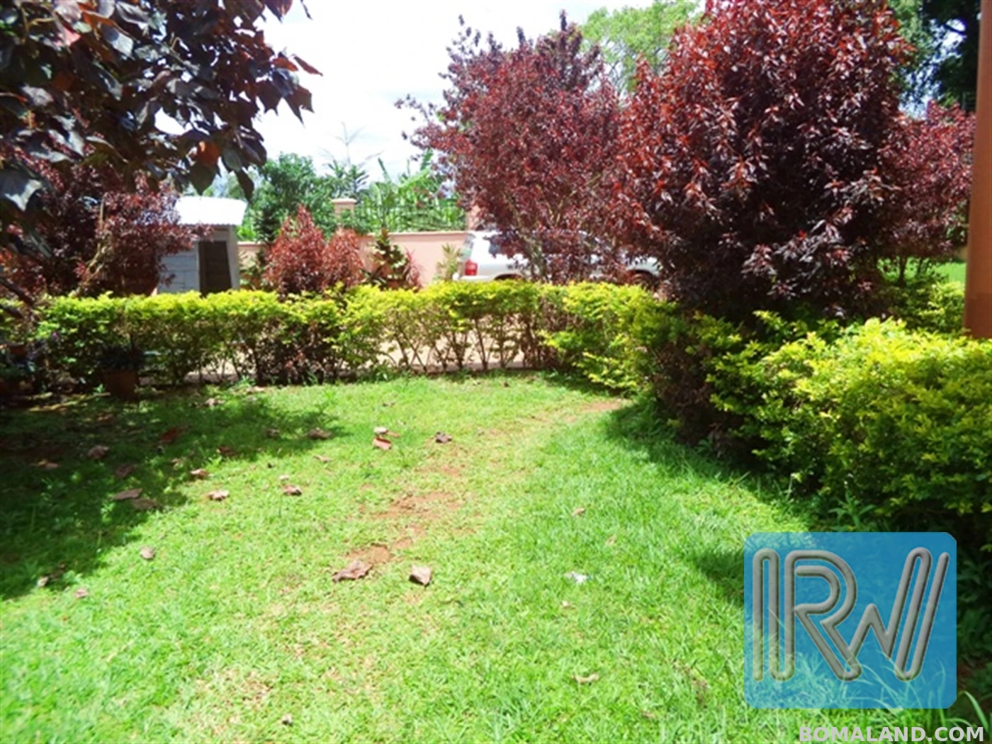 5 bedroom Storeyed house for sale in Entebbe Wakiso Uganda