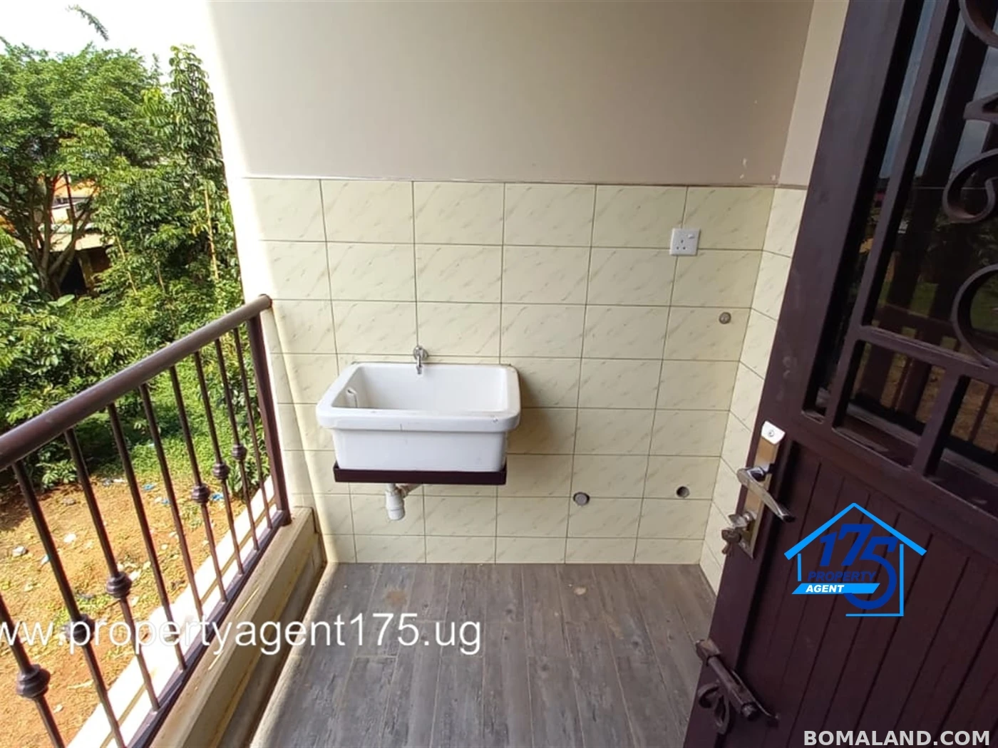 3 bedroom Apartment for sale in Kira Wakiso Uganda