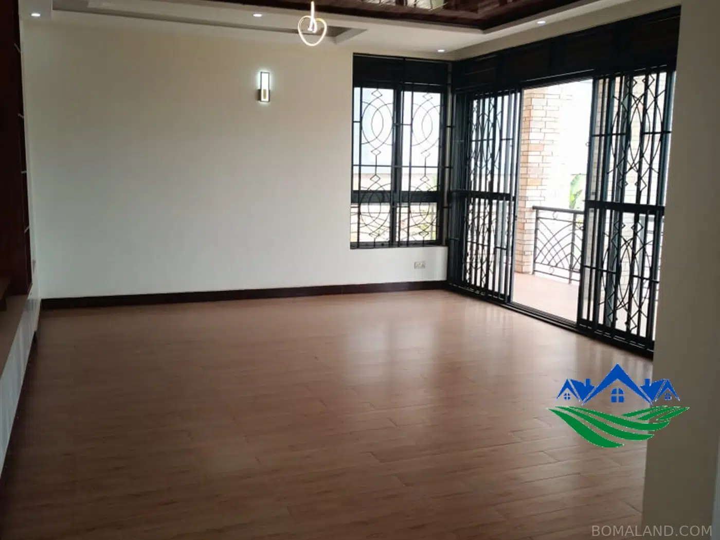 4 bedroom Storeyed house for sale in Kira Wakiso Uganda