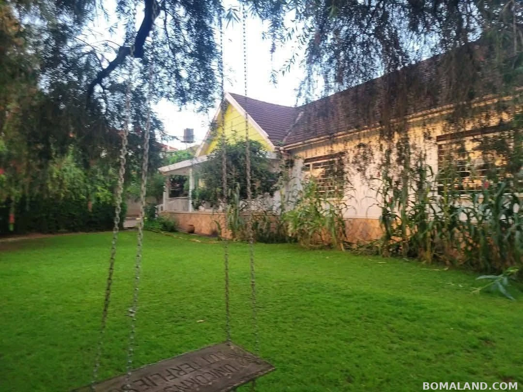 4 bedroom Bungalow for rent in Muyenga Kampala Uganda