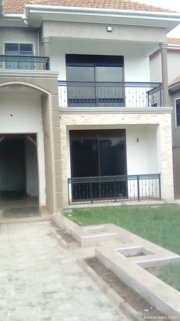 6 bedroom Storeyed house for sale in Kasangati Wakiso Uganda
