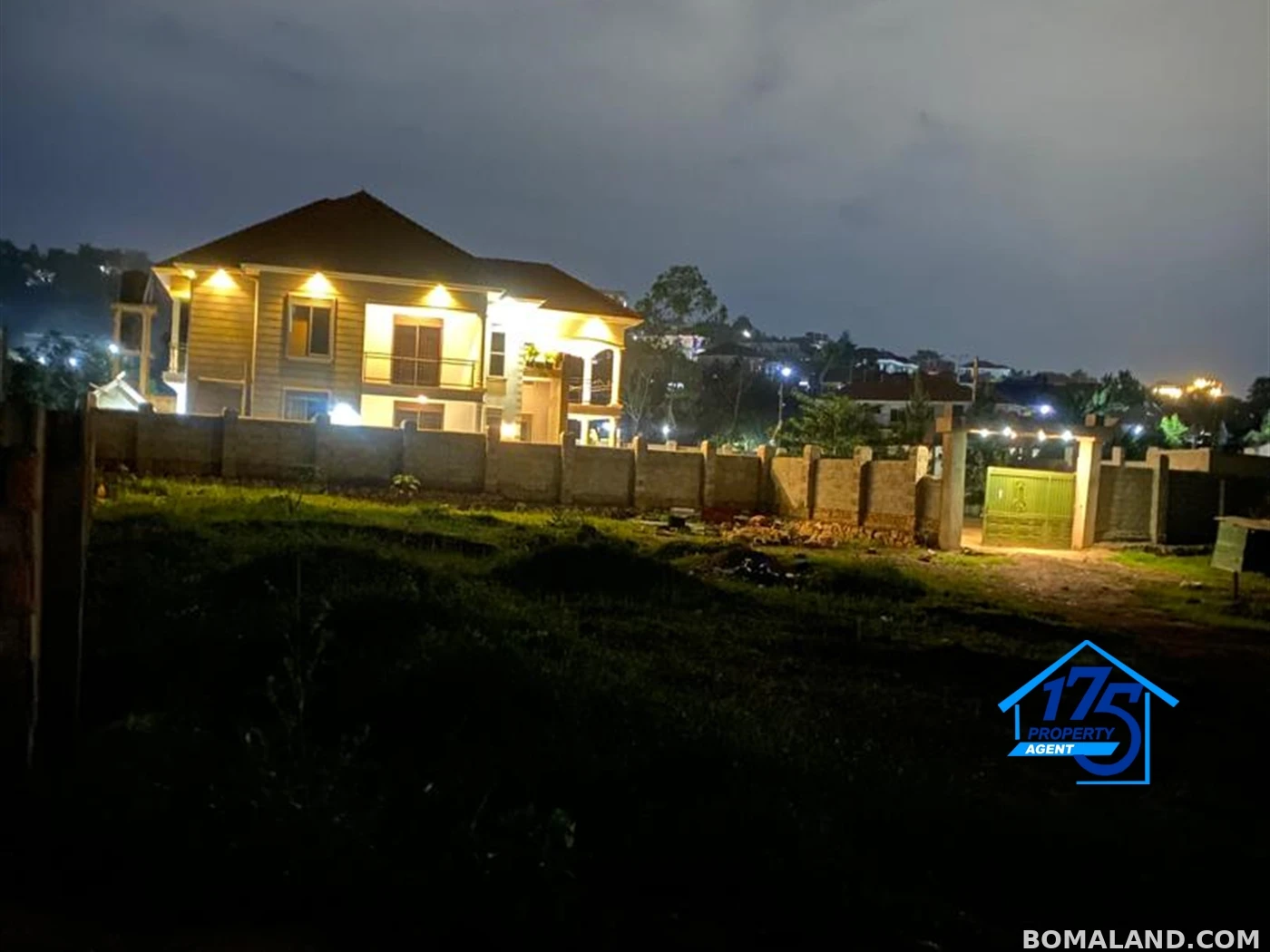 4 bedroom Duplex for sale in Kira Wakiso Uganda