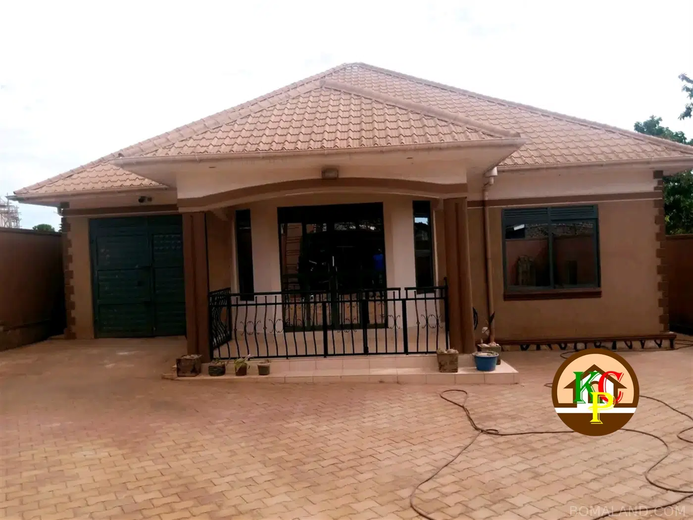 3 bedroom Bungalow for rent in Kira Wakiso Uganda