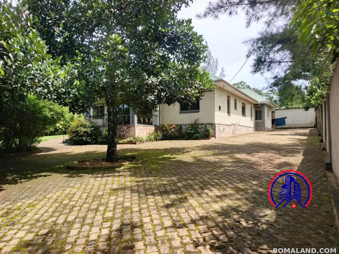 4 bedroom Bungalow for sale in Nkoowe Wakiso Uganda