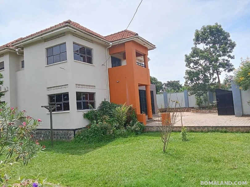 5 bedroom Town House for sale in Nakweelo Wakiso Uganda