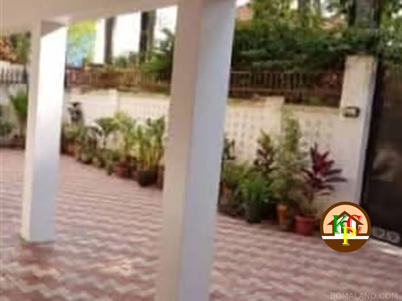 4 bedroom Storeyed house for rent in Lugogo Kampala Uganda