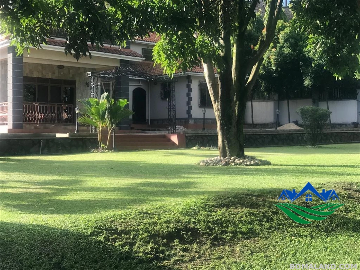 7 bedroom Mansion for sale in Entebbe Wakiso Uganda