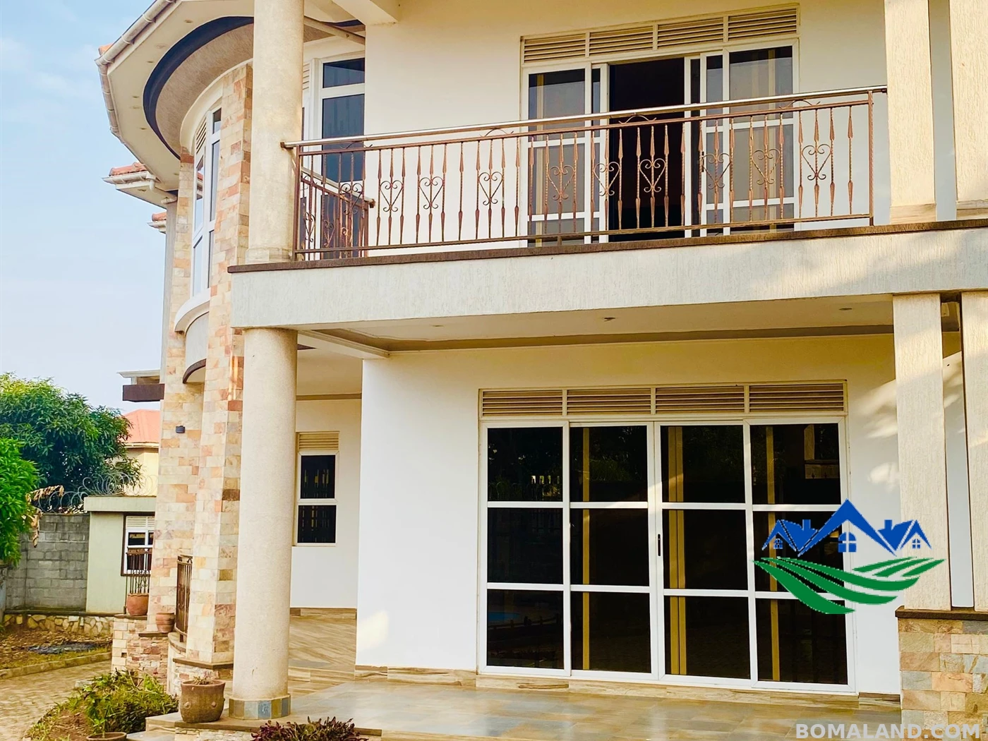 4 bedroom Mansion for sale in Kawuku Wakiso Uganda