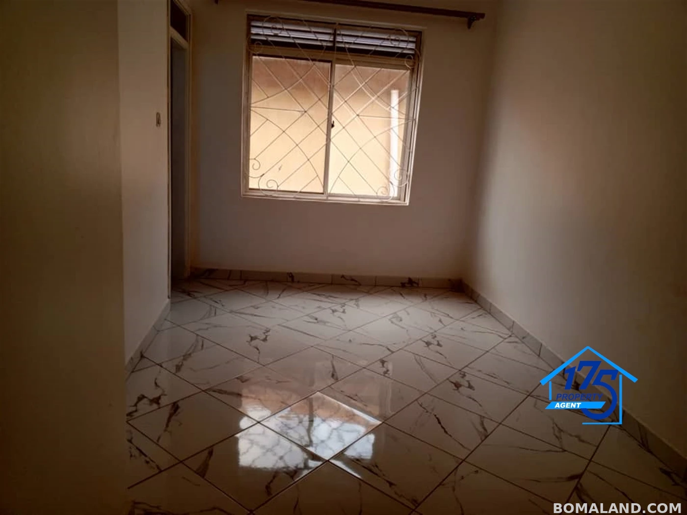 6 bedroom Duplex for sale in Kira Wakiso Uganda