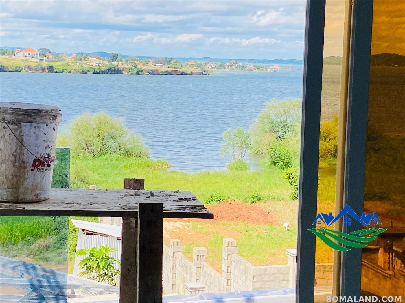 7 bedroom Mansion for sale in Kigo Wakiso Uganda