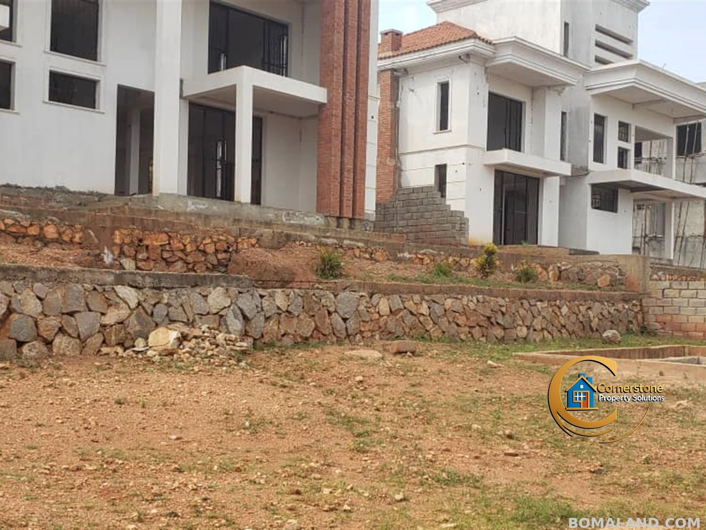 8 bedroom Storeyed house for sale in Lubowa Wakiso Uganda