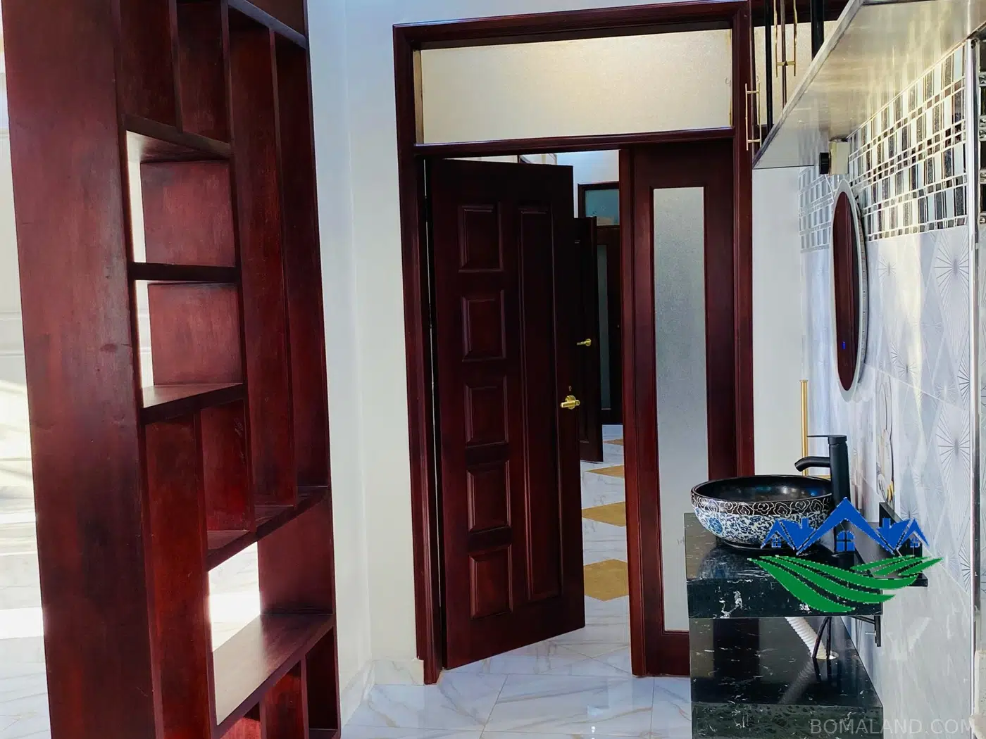 6 bedroom Bungalow for sale in Akright Wakiso Uganda
