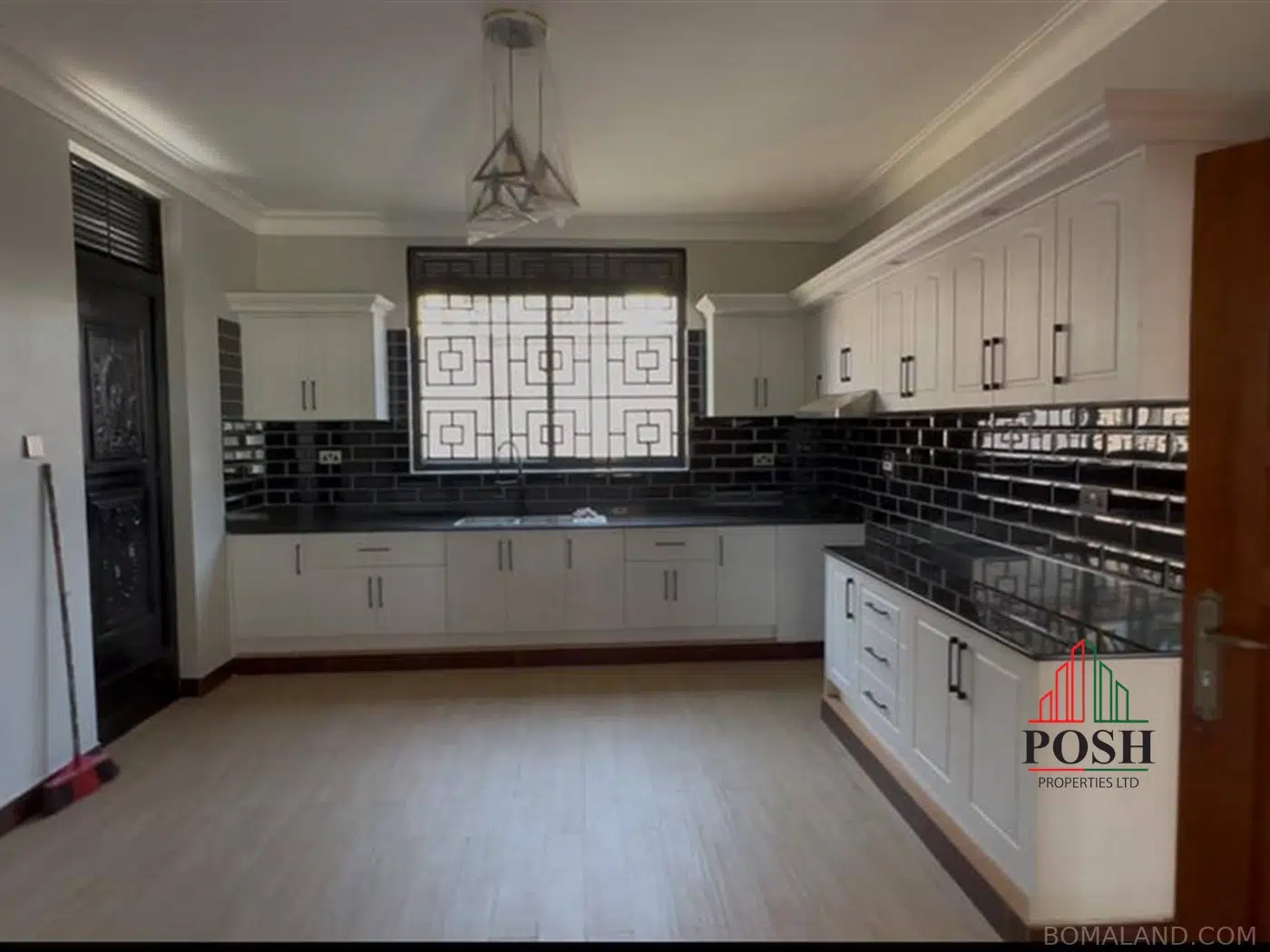 6 bedroom Mansion for sale in Naalya Kampala Uganda