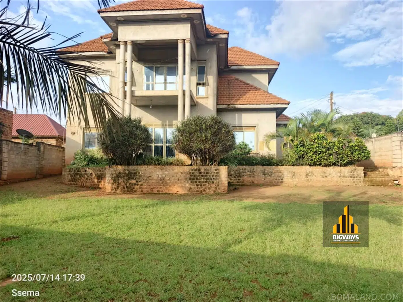 5 bedroom Storeyed house for sale in Kireka Wakiso Uganda