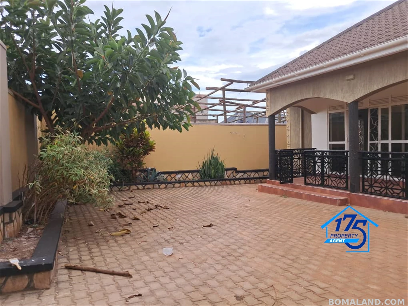 4 bedroom Bungalow for sale in Kira Wakiso Uganda