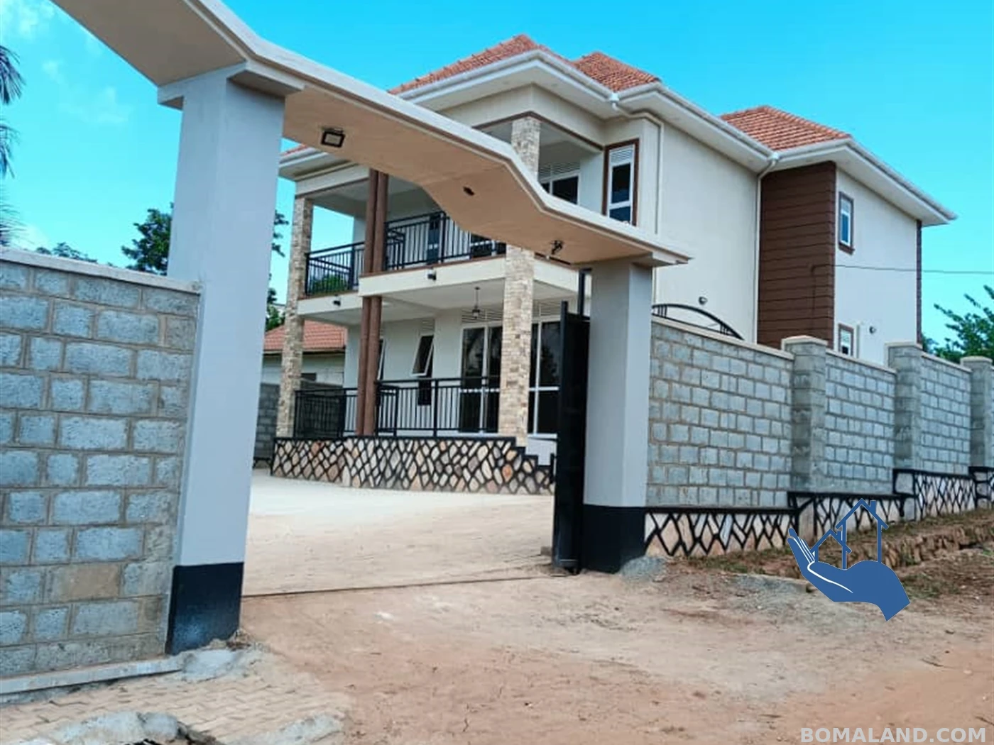4 bedroom Mansion for sale in Kitende Wakiso Uganda