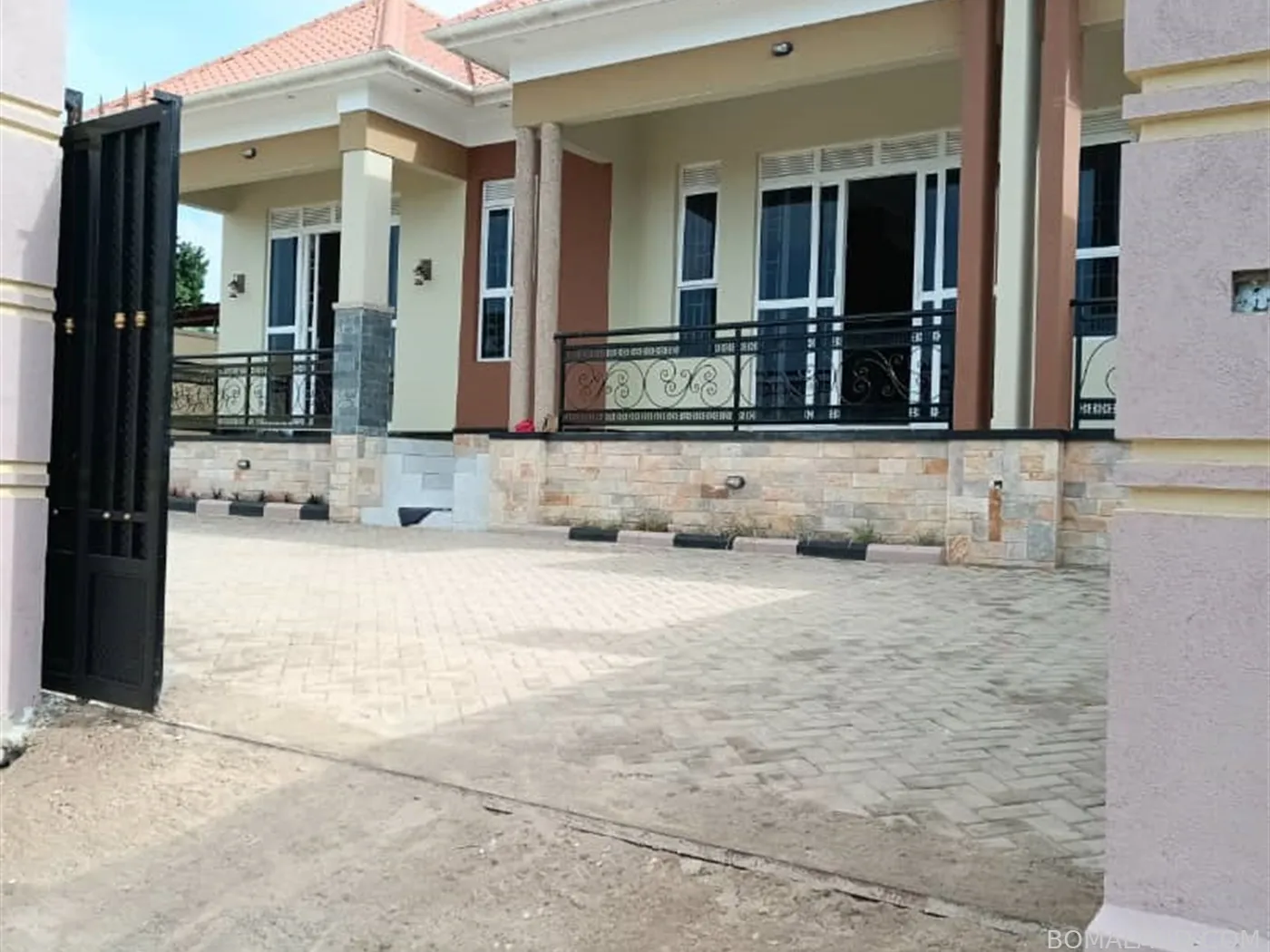 3 bedroom Bungalow for sale in Bwebajja Wakiso Uganda