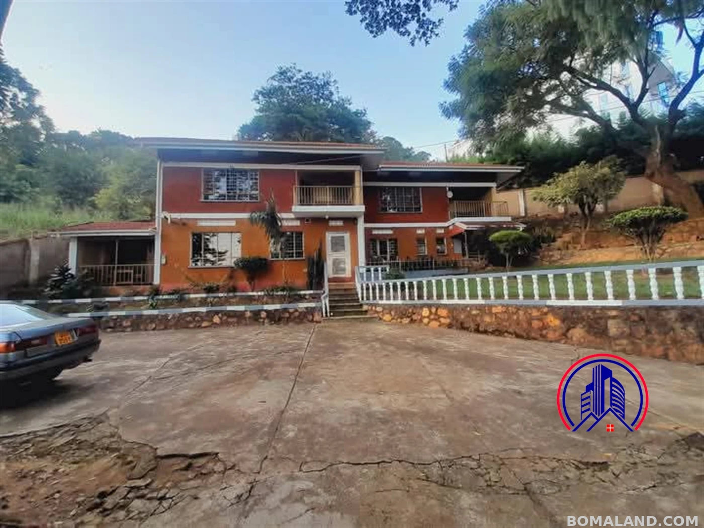 4 bedroom Storeyed house for sale in Muyenga Kampala Uganda