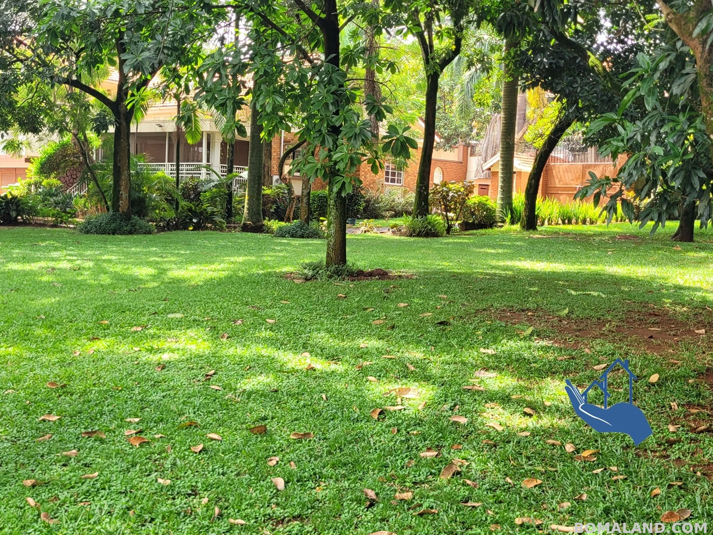 4 bedroom Bungalow for rent in Muyenga Kampala Uganda