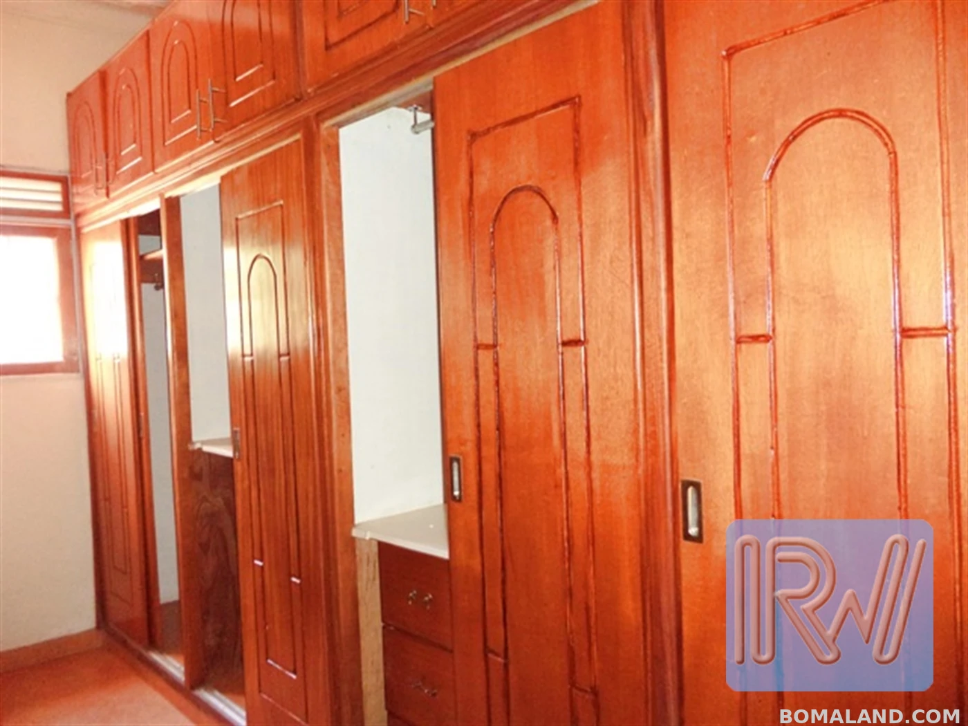 5 bedroom Storeyed house for sale in Entebbe Wakiso Uganda