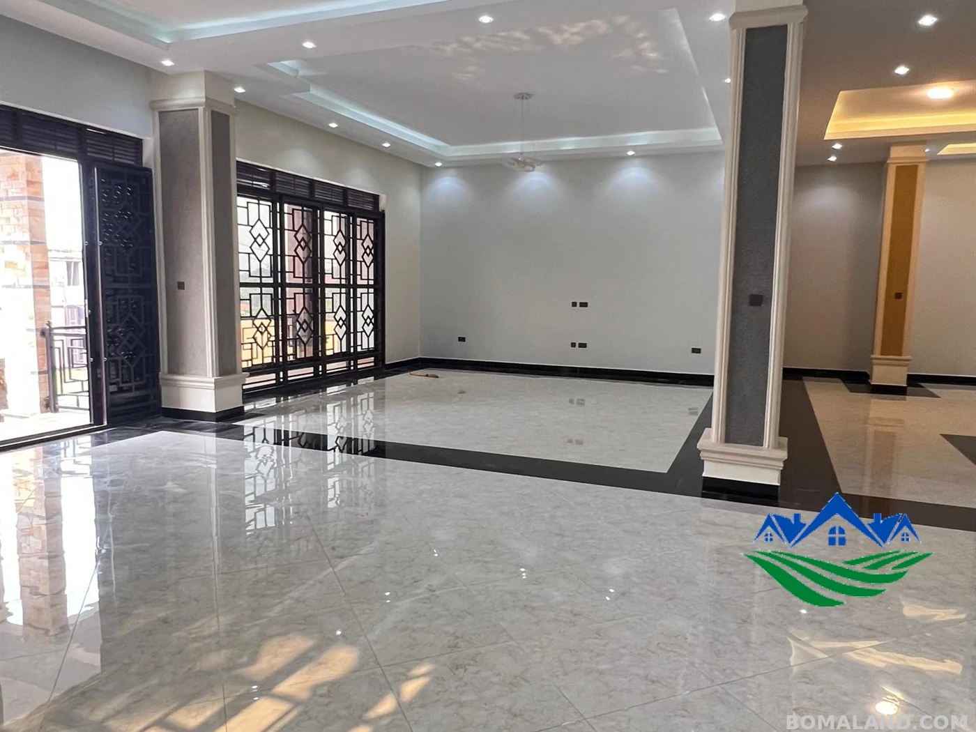 5 bedroom Bungalow for sale in Kitende Wakiso Uganda