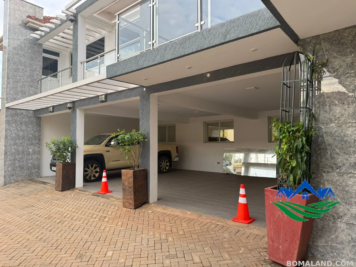 9 bedroom Mansion for sale in Buzuga Wakiso Uganda