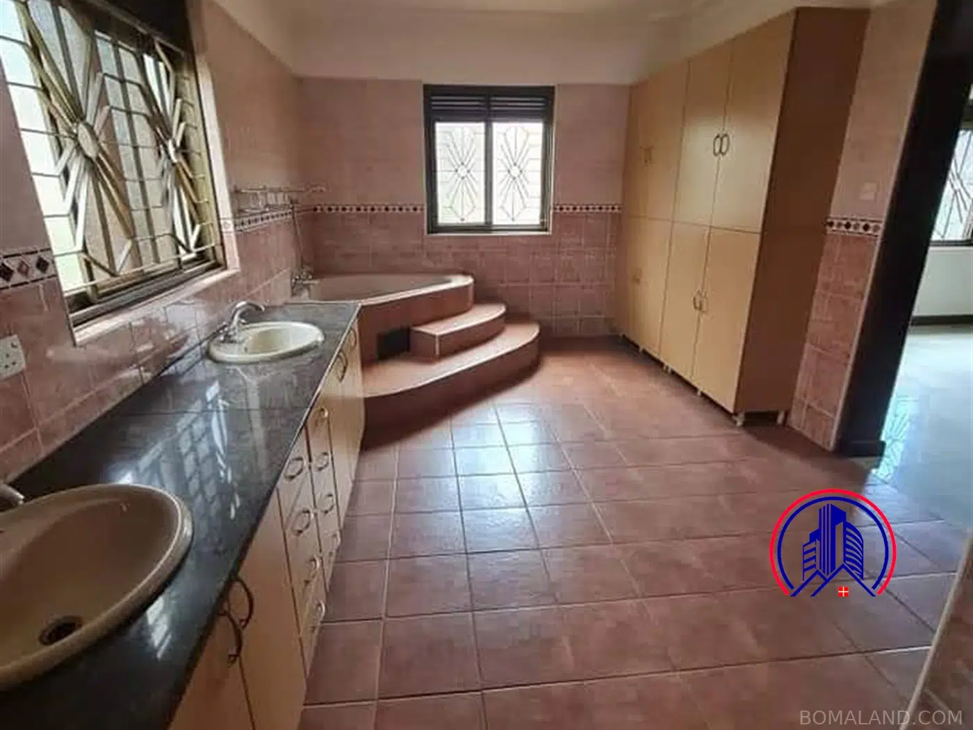 4 bedroom Storeyed house for sale in Naguru Kampala Uganda