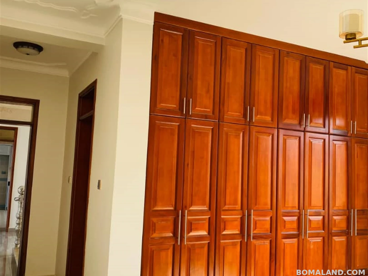 6 bedroom Mansion for sale in Kigo Kampala Uganda