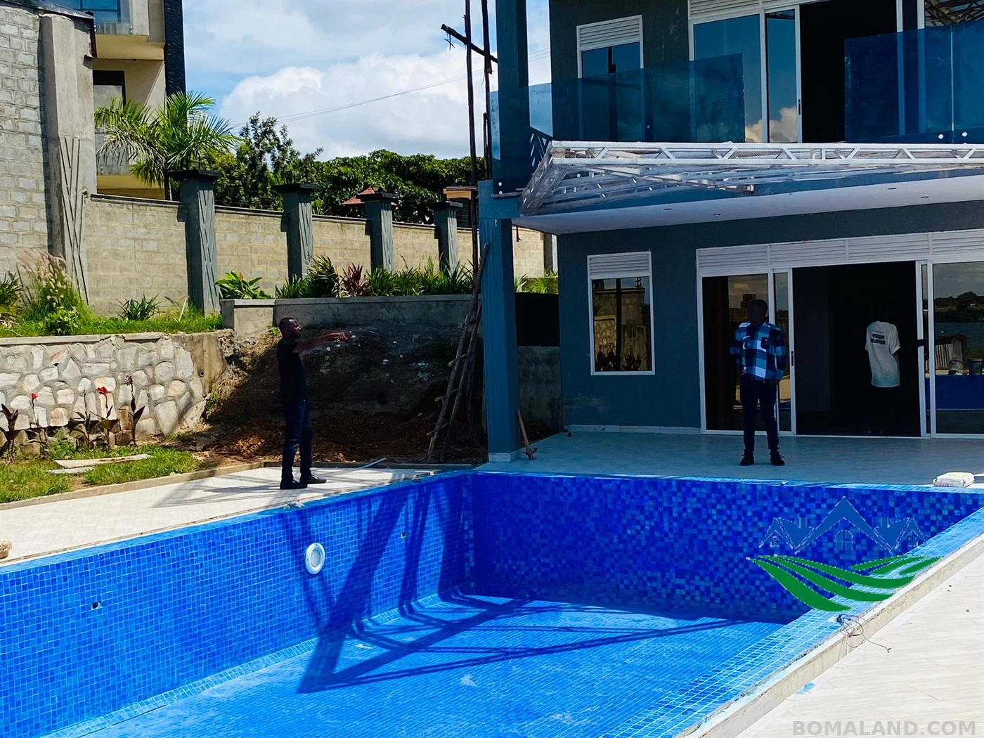 7 bedroom Mansion for sale in Kigo Wakiso Uganda