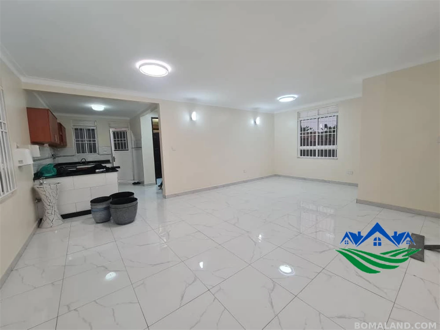 6 bedroom Mansion for sale in Kasangati Wakiso Uganda