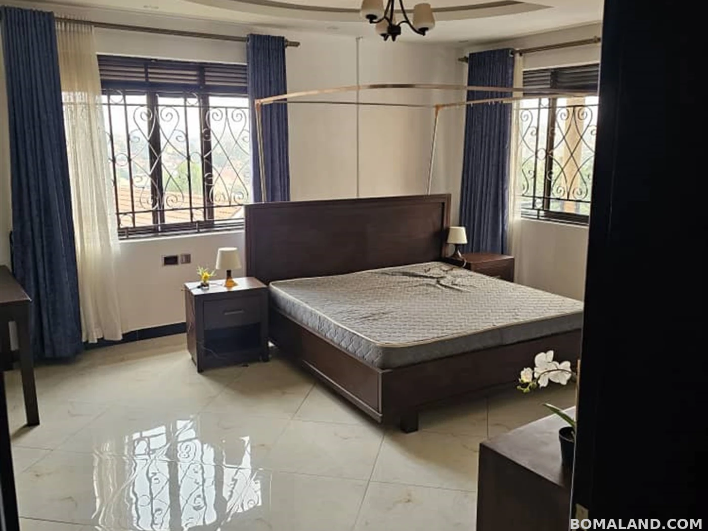 4 bedroom Storeyed house for rent in Bahai Kampala Uganda