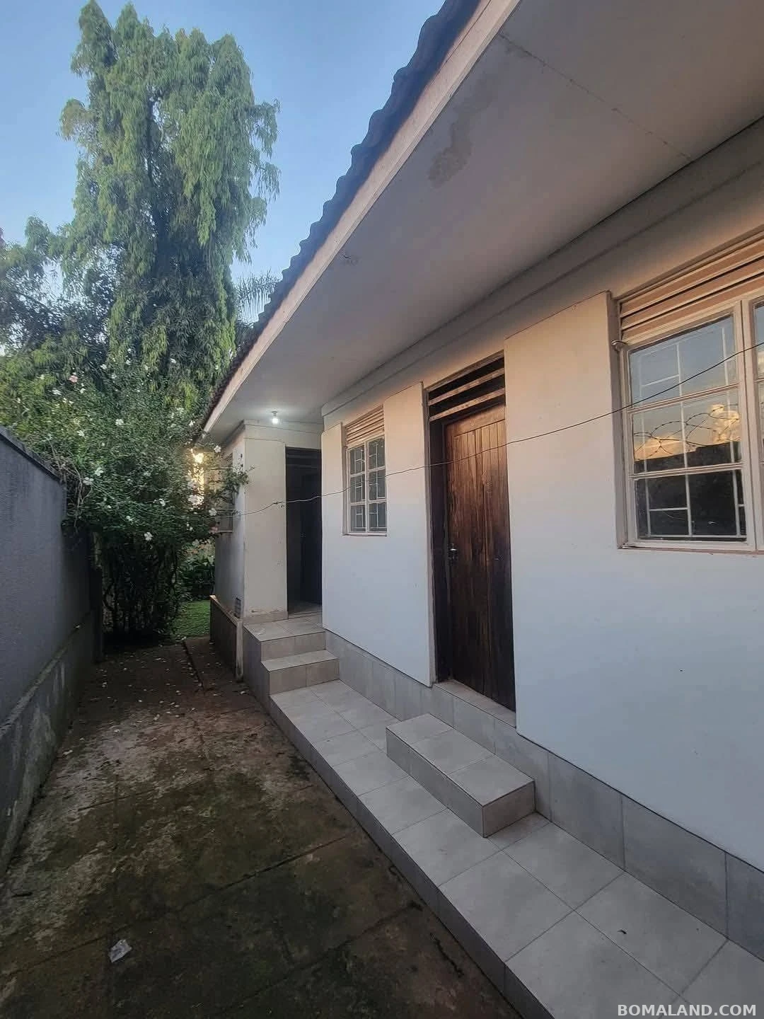4 bedroom Bungalow for rent in Muyenga Kampala Uganda