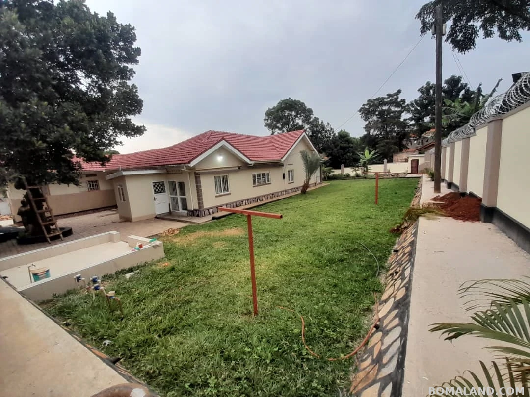 4 bedroom Bungalow for rent in Bbunga Kampala Uganda