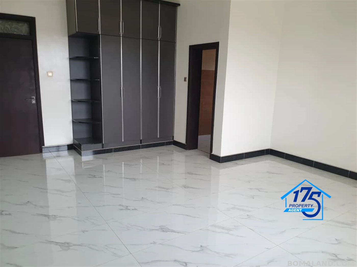 5 bedroom Duplex for sale in Najjera Wakiso Uganda