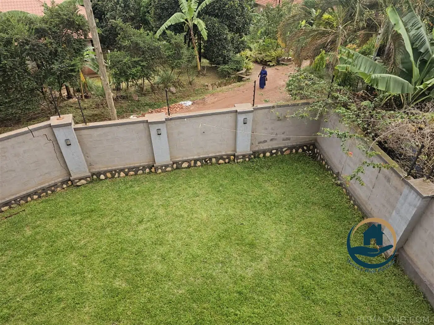 4 bedroom Town House for sale in Bwebajja Wakiso Uganda