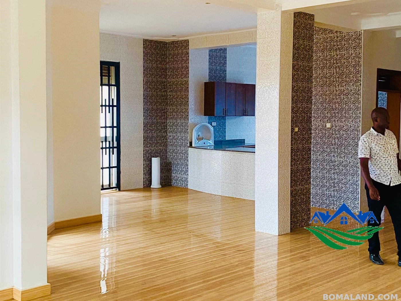 4 bedroom Mansion for sale in Kawuku Wakiso Uganda