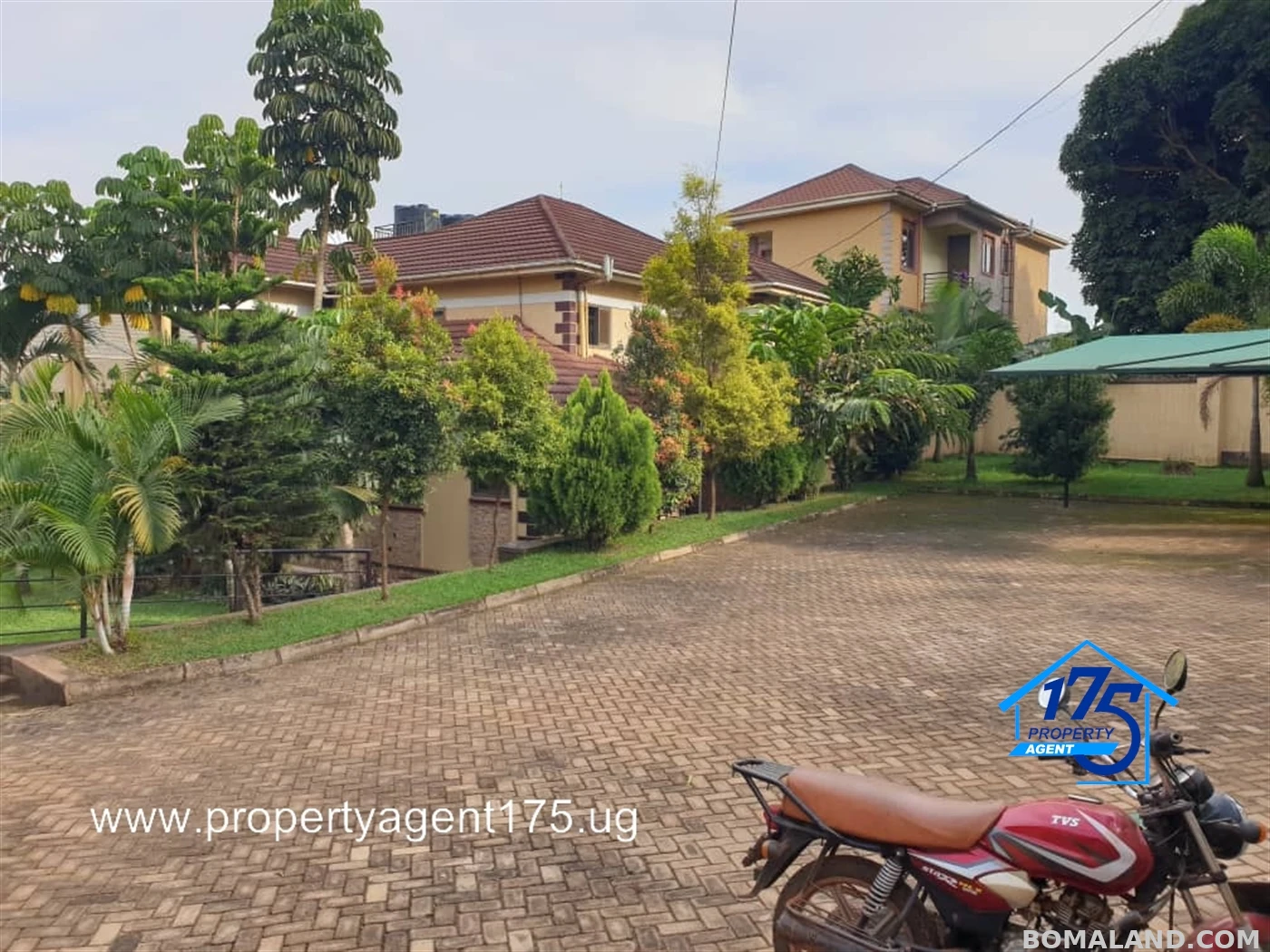 6 bedroom Duplex for sale in Najjera Wakiso Uganda