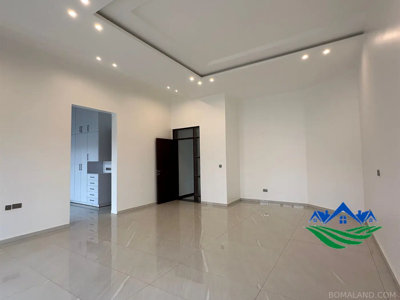 5 bedroom Mansion for sale in Kira Wakiso Uganda