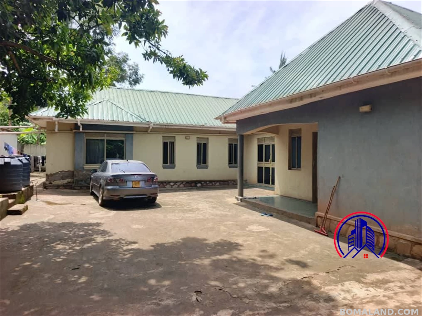 4 bedroom Bungalow for sale in Nkoowe Wakiso Uganda