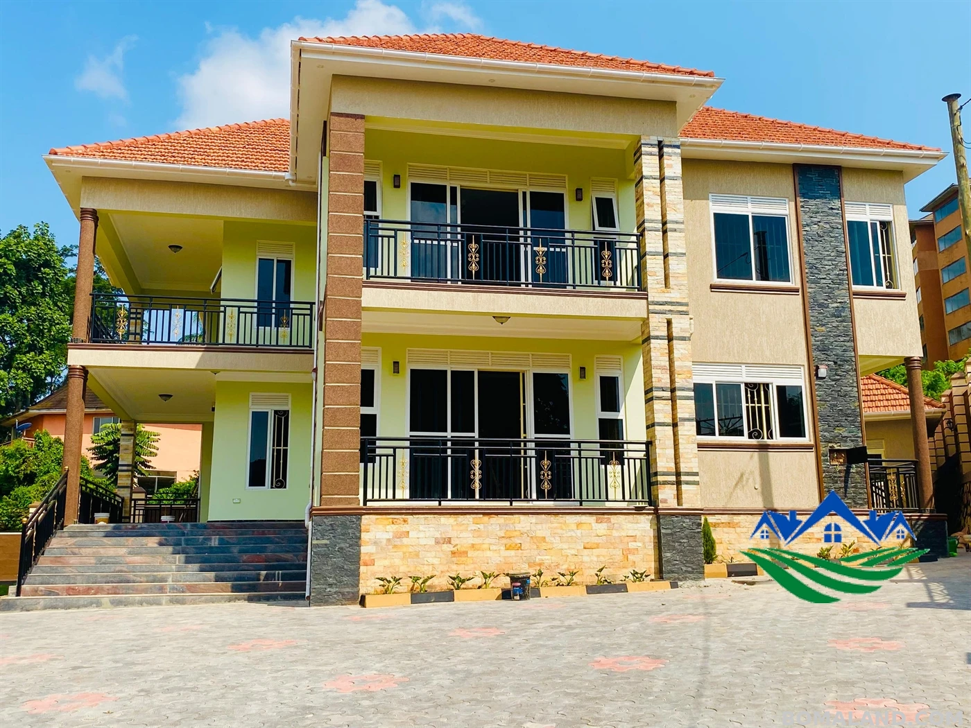 7 bedroom Mansion for sale in Bwebajja Wakiso Uganda