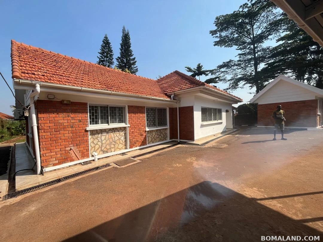 4 bedroom Bungalow for rent in Kansanga Kampala Uganda