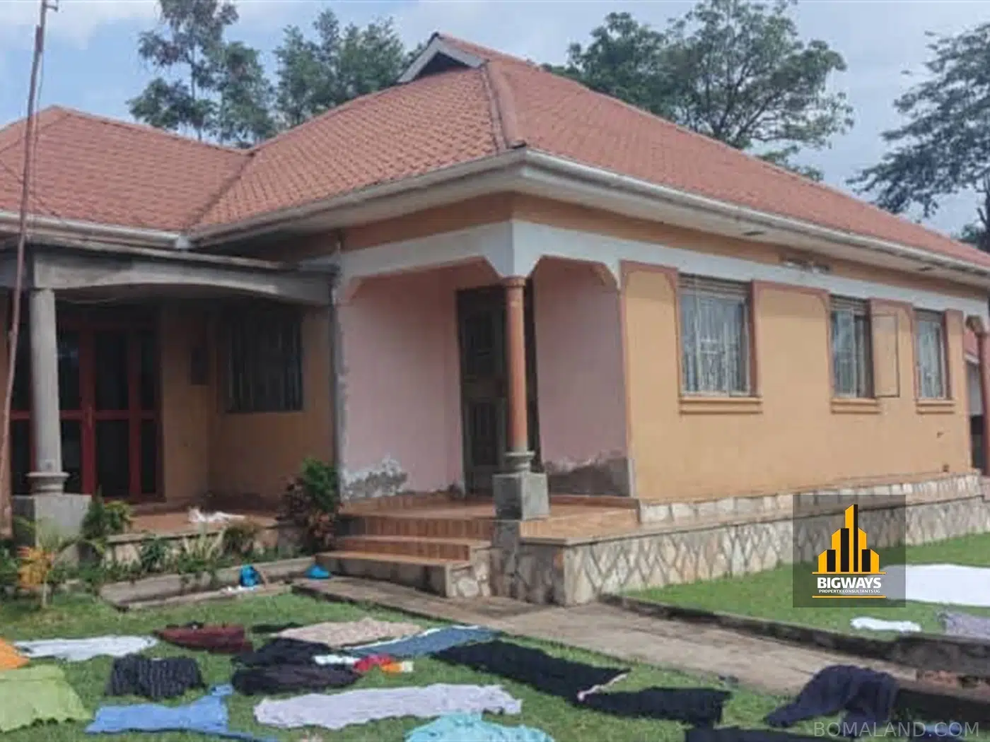 4 bedroom Bungalow for sale in Kyanja Kampala Uganda