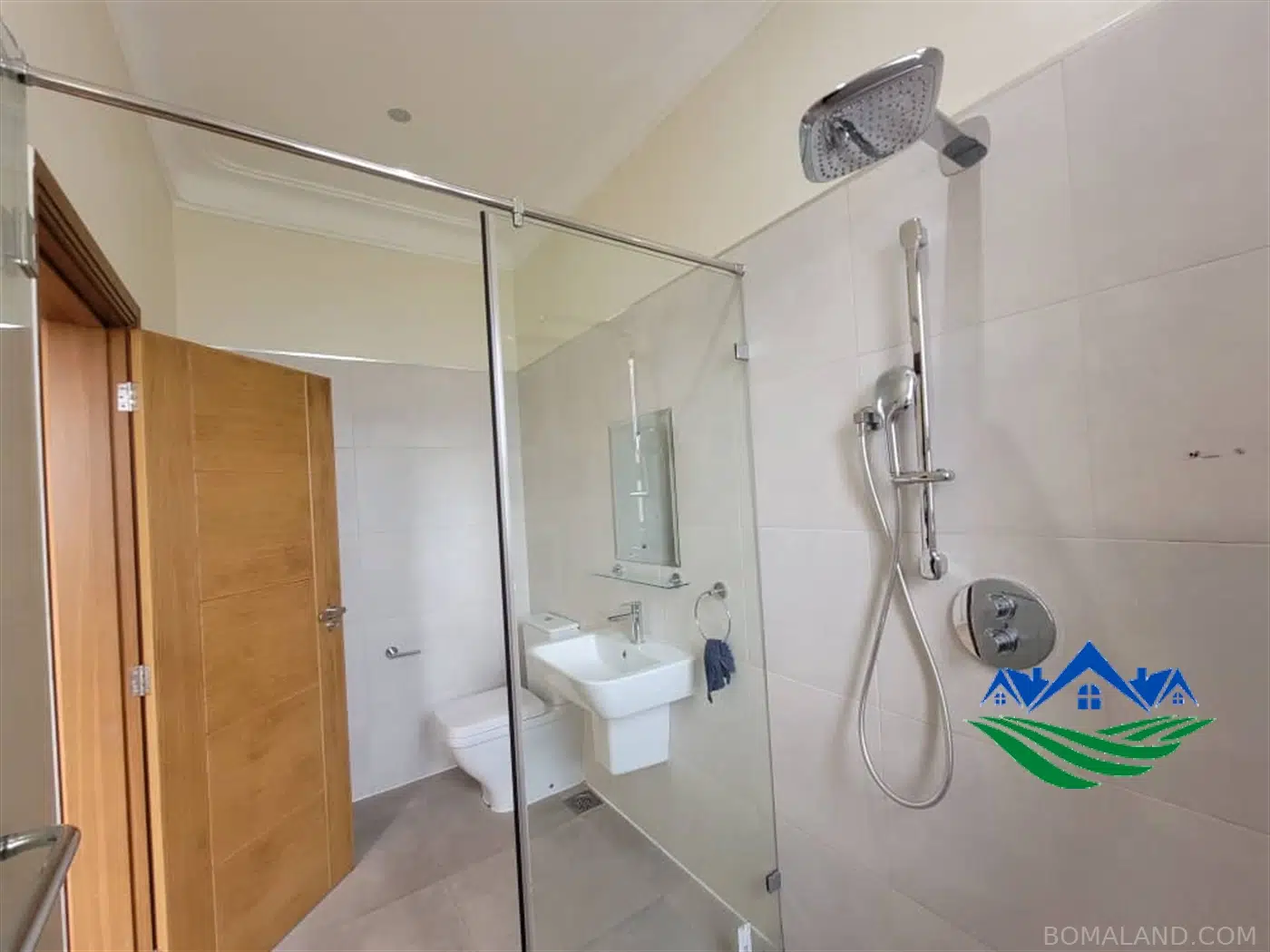 3 bedroom Condominium for sale in Bugoloobi Wakiso Uganda